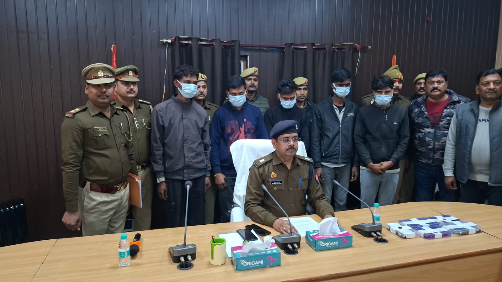 फतेहपुर पुलिस का सशक्त प्रहार