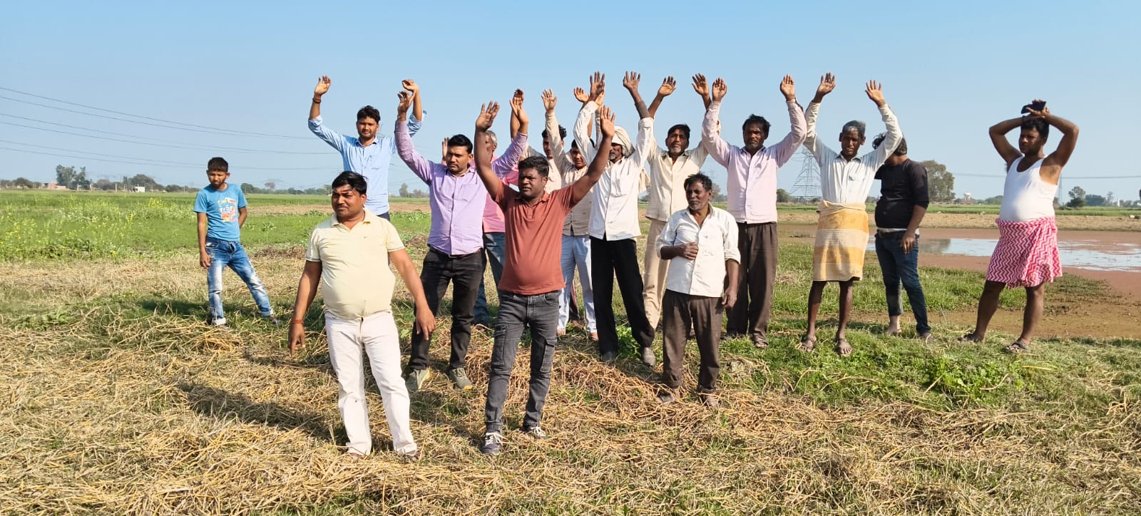पैमाइश के बाद भी तालाब कब्जा मुक्त नहीं, प्रधान पति पर कब्जा करने का आरोप