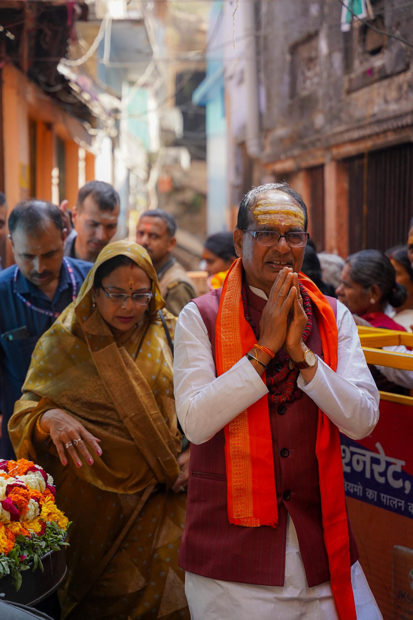 काशी में काल भैरव मंदिर पहुंचे शिवराज सिंह चौहान, देशवासियों के सुख-समृद्धि की कामना की।