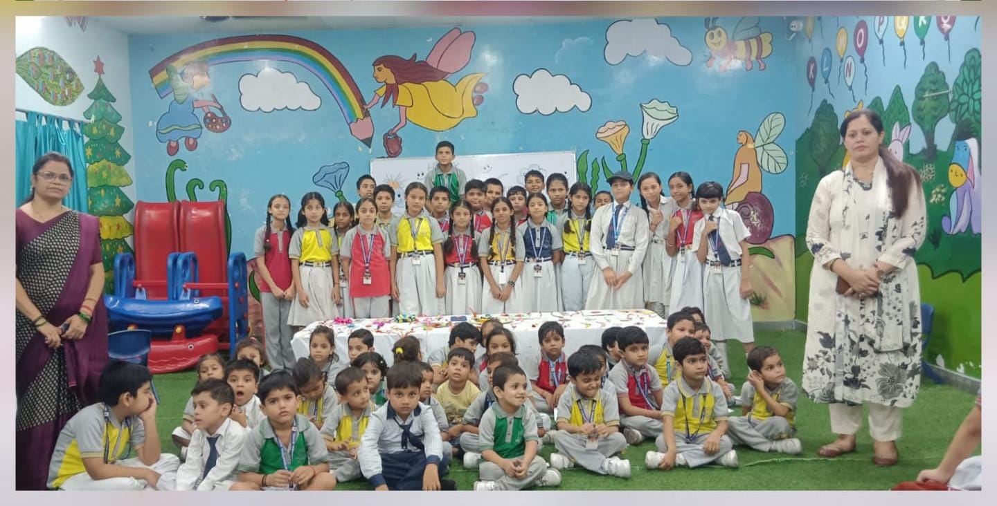 पान कुंवर इंटरनेशनल स्कूल में हुई राखी बनाओ प्रतियोगिता