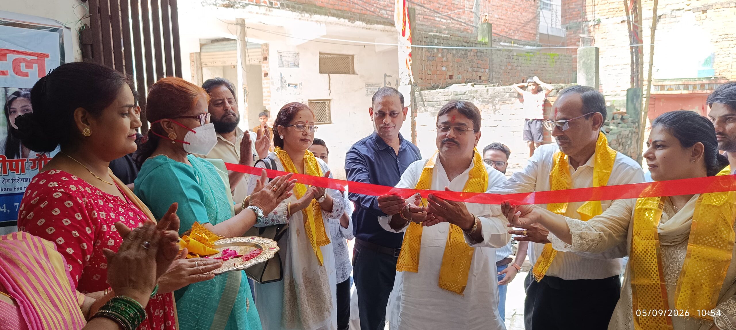 जायंट्स ग्रुप ऑफ इटावा सहेली ने लगाया आई कैंप