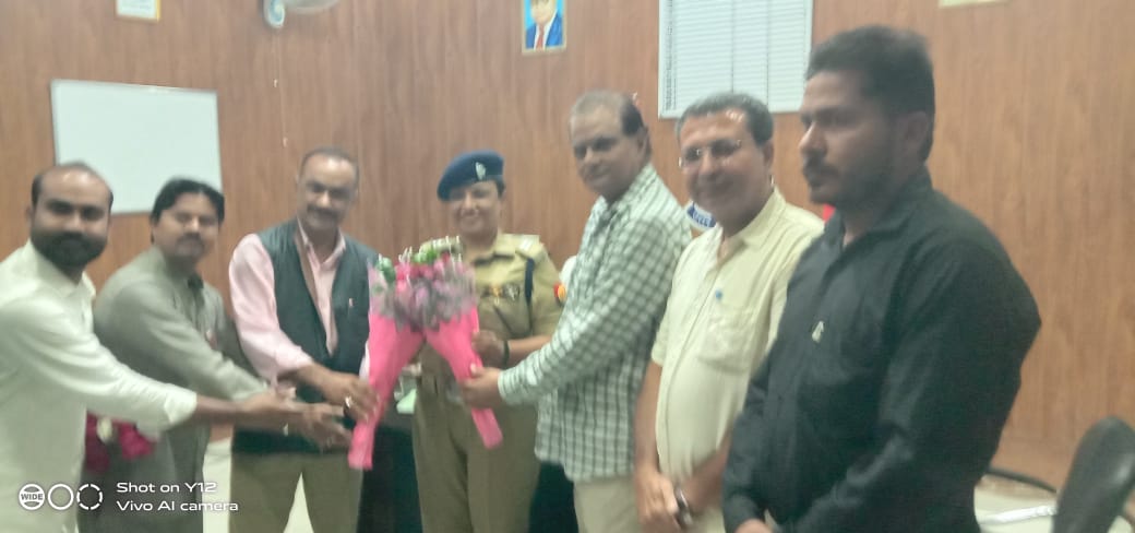 एसपी सिटी बबीता सिंह का सूफी खानकाह संगठन ने किया स्वागत 